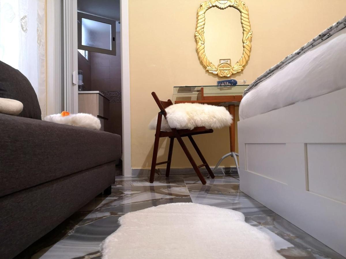 Bed and Breakfast Il Faro 17 Taranto Exterior foto