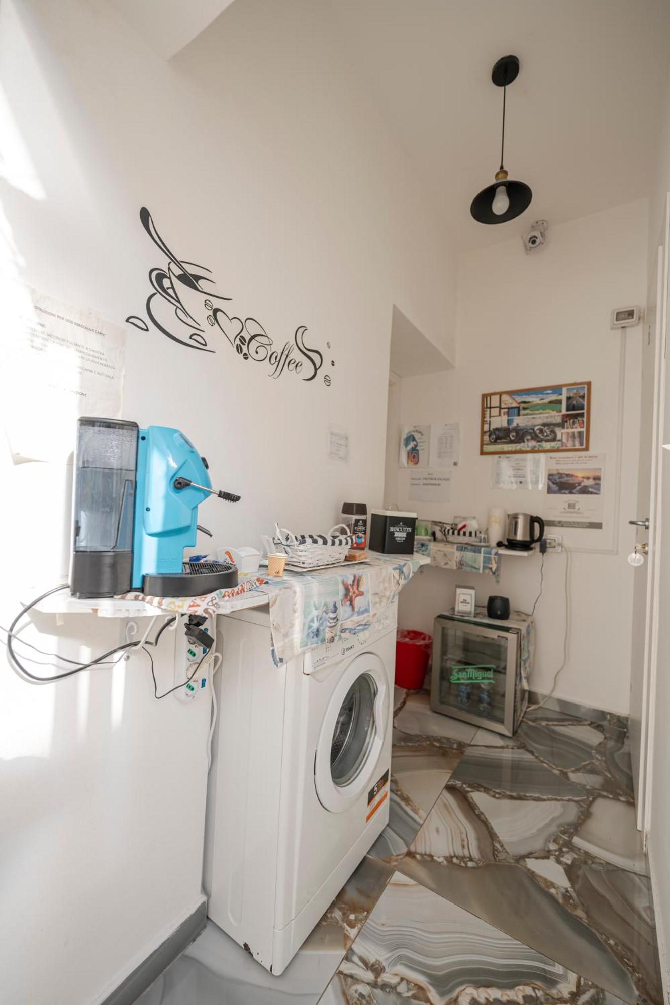 Bed and Breakfast Il Faro 17 Taranto Exterior foto