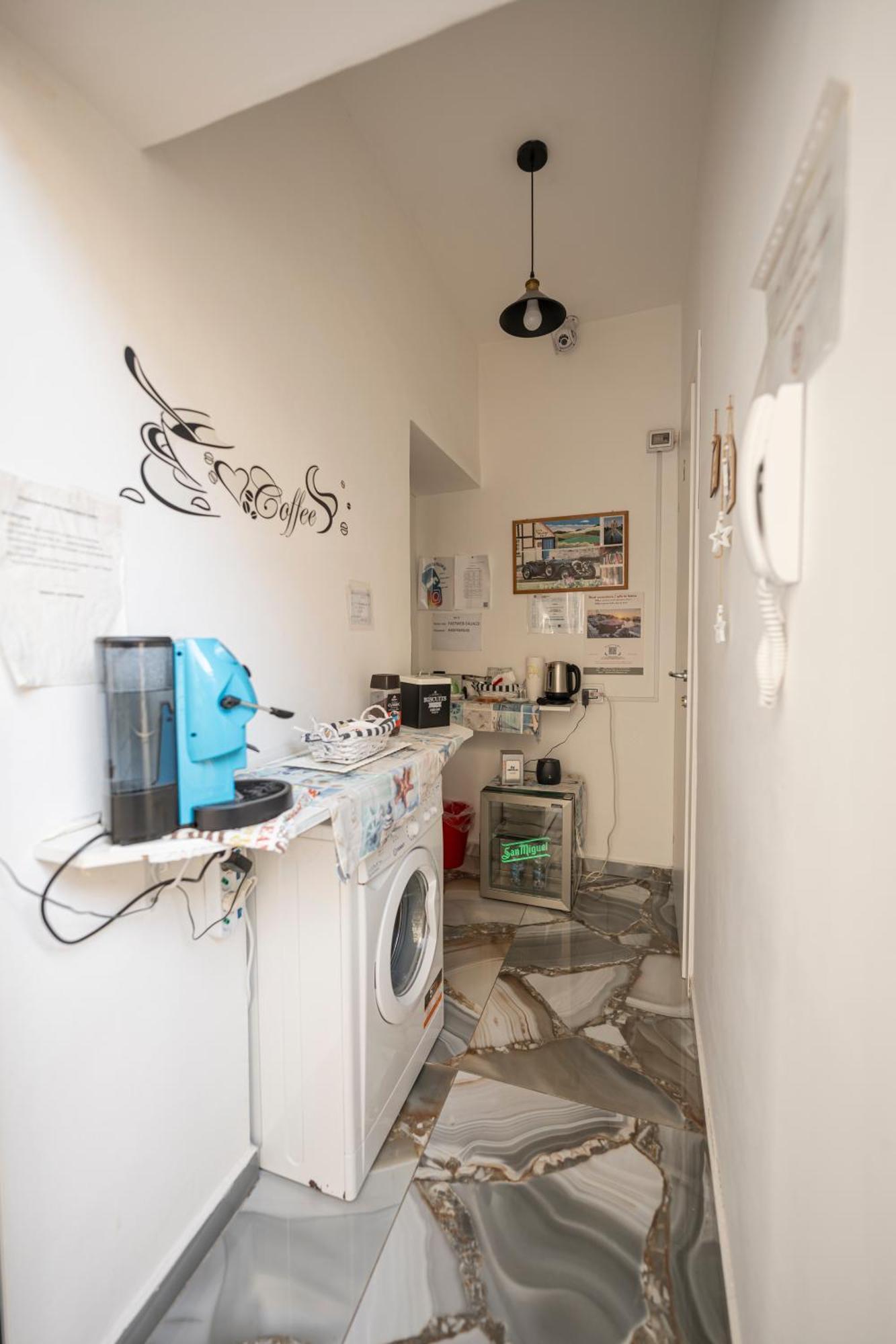 Bed and Breakfast Il Faro 17 Taranto Exterior foto